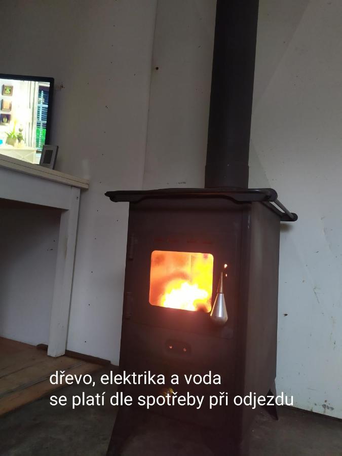 Maringotka Na Jamajce Villa Šternberk Exteriör bild